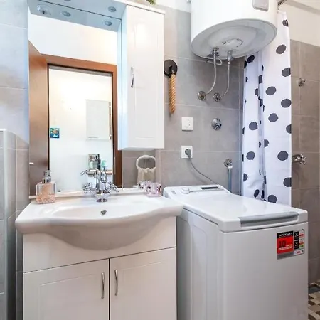 With Parking Space Zedno, Ciovo - 24516