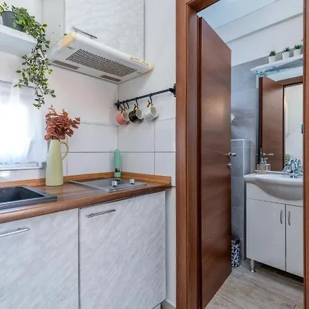 With Parking Space Zedno, Ciovo - 24516 公寓 特罗吉尔