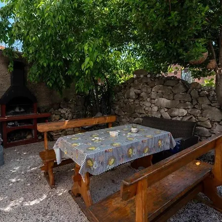 Apartament With Parking Space Zedno, Ciovo - 24516 *